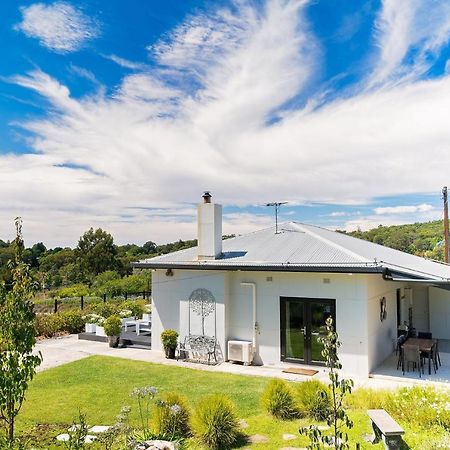 Esto House Villa Crafers Exterior photo