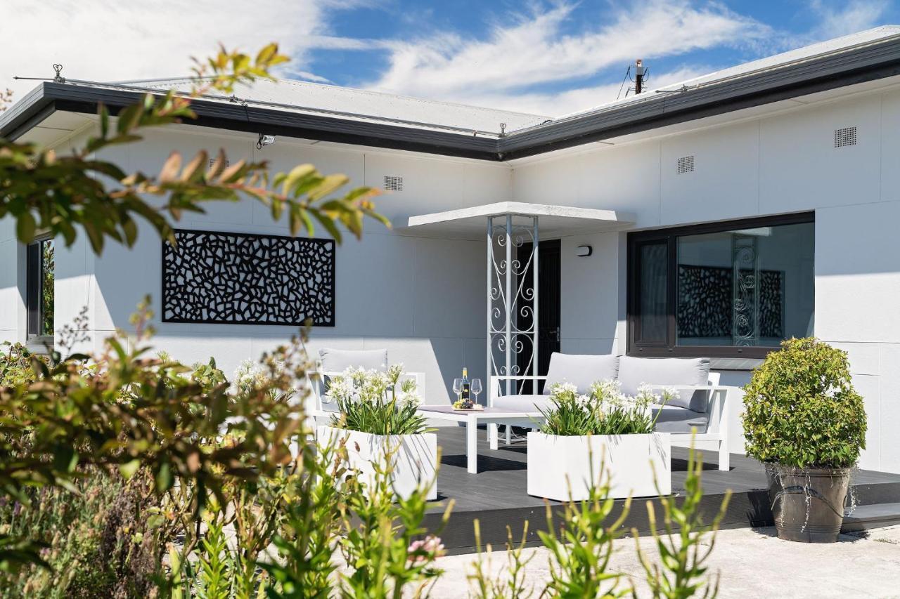 Esto House Villa Crafers Exterior photo